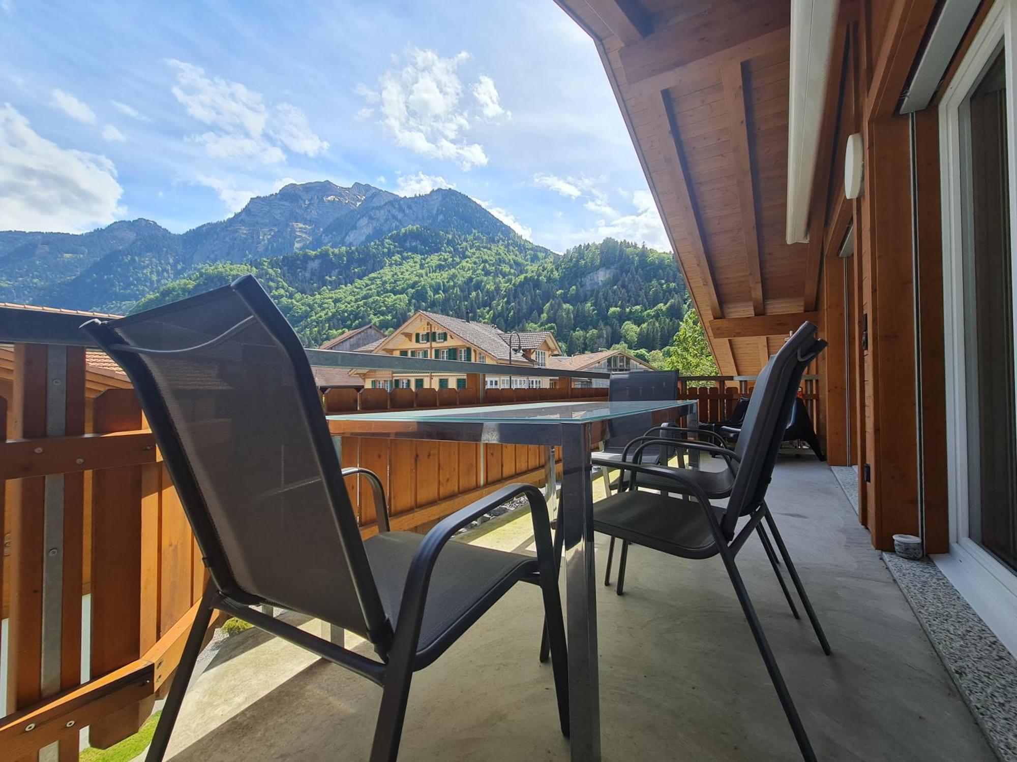 Chalet Gousweid- Jungfrau Apartment Wilderswil Exterior foto